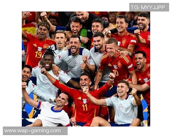 足球的总量与全球影响力的深度解析与未来发展趋势探讨 足球的总量与全球影响力的深度解析与未来发展趋势探讨